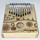 Калимба, резонаторная, 10 язычков, трапеция, Мозеръ KMKr-2-NAT-NEW Escudo