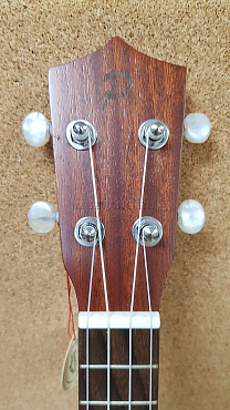 PRIMA M610C Concert укулеле